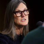 Cathie Wood buys $2 million of tumbling AI stock