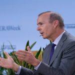 Early Chevron stock investors now earn 12.1% dividend yield