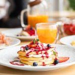 Denny’s rival closes dozens of restaurants, changes menu
