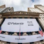 Michael Burry drops rare technical warning on Palantir stock