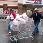 Discount grocery chain closing stores despite millions in public cash