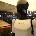 Tesla stock sellers should pump their brakes, 5-star analyst says