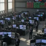 Markets Hold Steady as Investors Pivot Toward Earnings and Fed Policy