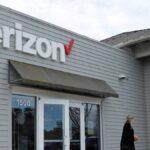 Verizon customers face monthly fee for new iPhone feature